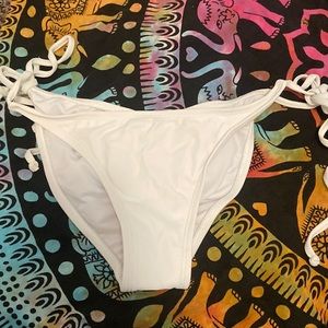 White Bikini Bottoms Dippin Daisy’s